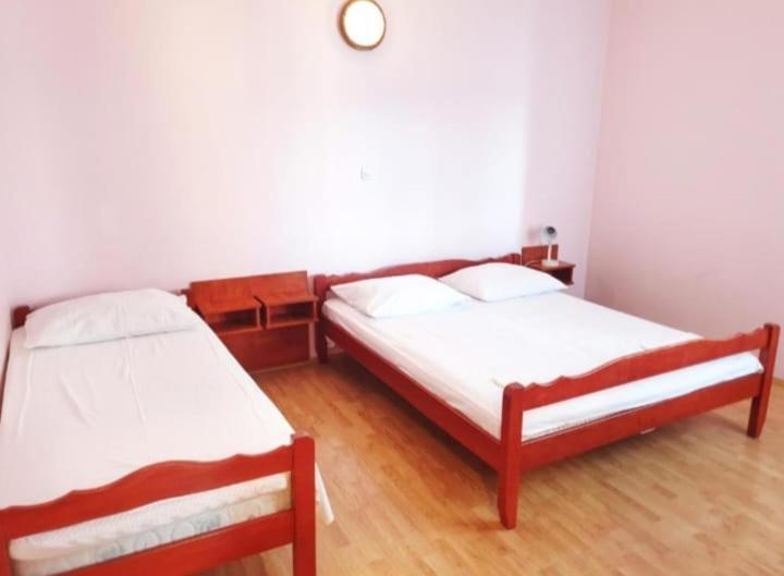 Apartmanibeta Stara Novalja Exterior foto