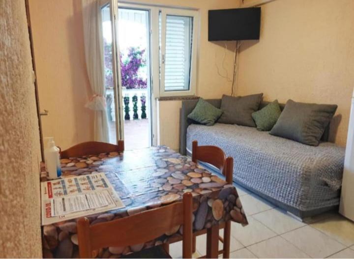 Apartmanibeta Stara Novalja Exterior foto