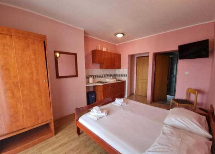 Apartmanibeta Stara Novalja Exterior foto